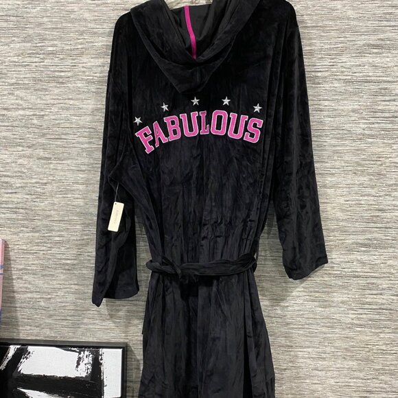 Cacique Other - Cacique Womens Fabulous Black Plush Robe With Hood & Belted Waist Size 26/28 NWT